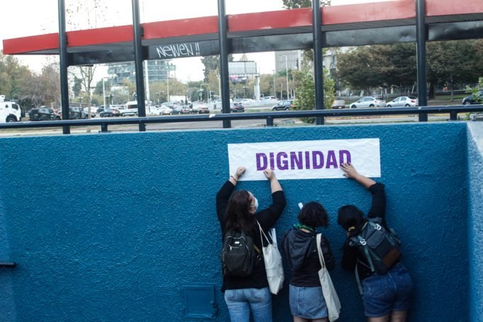 Súper Lunes Feminista: estaciones del Metro son renombradas con demandas