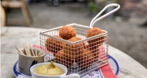 Croquetas de jamón caseras con técnica gourmet