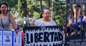 Exigiendo libertad mujeres celebraron su día Mujeres exigen libertad en su día