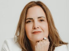 Laura Santander: La mujer sigue cargando con una mochila invisible